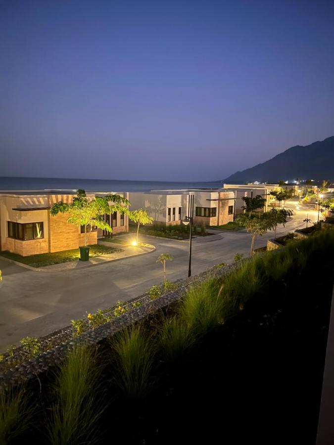 Beach Front Le Bon Villa มัสกัต ภายนอก รูปภาพ